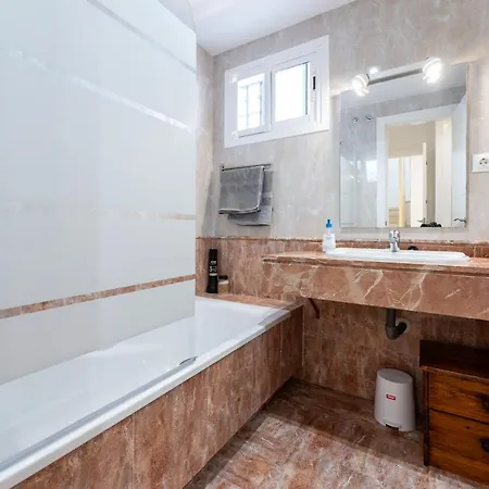 Apartment Ct 196 - Faro's Horizonte - - Beach, Golf & Pool *
